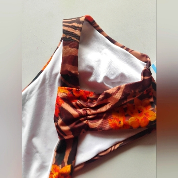 ASOS DESIGN mix and match one shoulder bikini top in zebra tropical print. - Picture 8 of 12